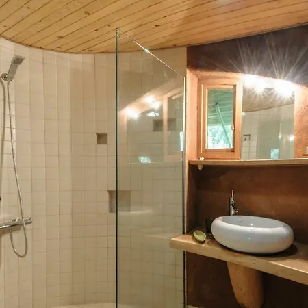 Omaya Eco Village Gaytaninovo