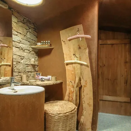 פארק נופש Omaya Eco Village *